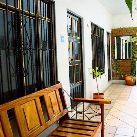 Hotel Om Downtown Santa Cruz Huatulco Bagian luar foto